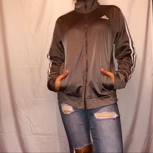 GREY ADIDAS JACKET🌟